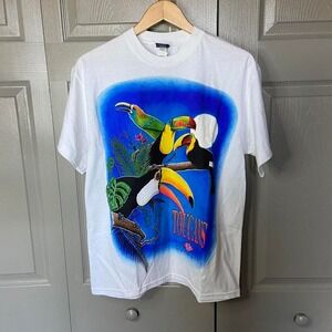 Vintage costa rica bird shirt Size M